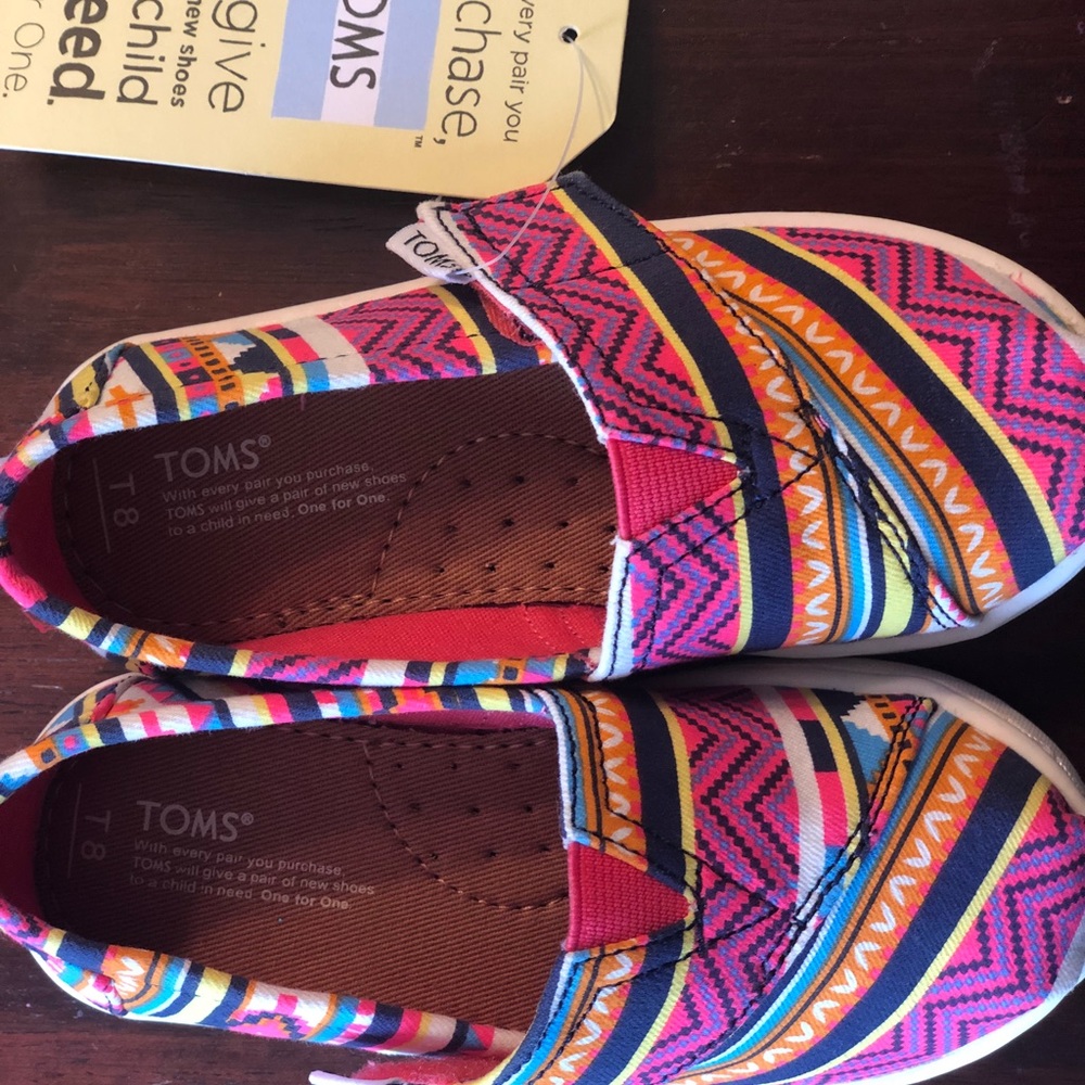 Brand new Tiny Toms